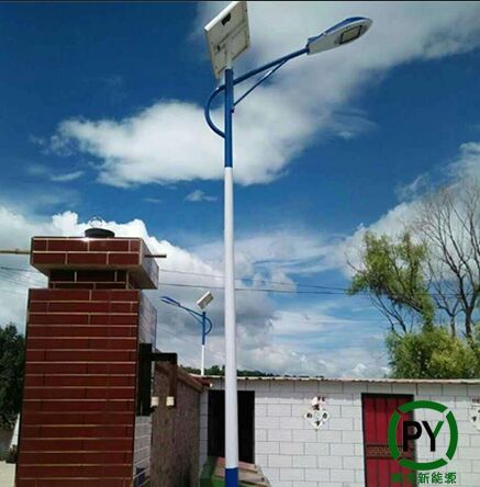 太陽能市電互補路燈